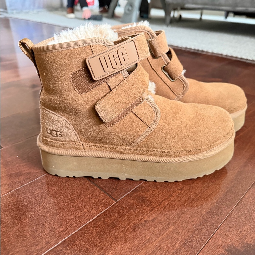 UGG Kids Tan Suede Shearling Platform Ankle Boots